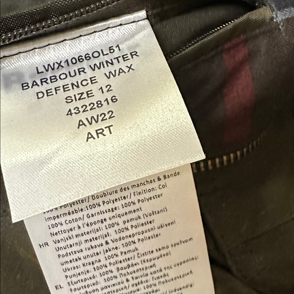 Barbour Women's Winter Defence Wax Jacket Size 8 USA - Picture 8 of 9